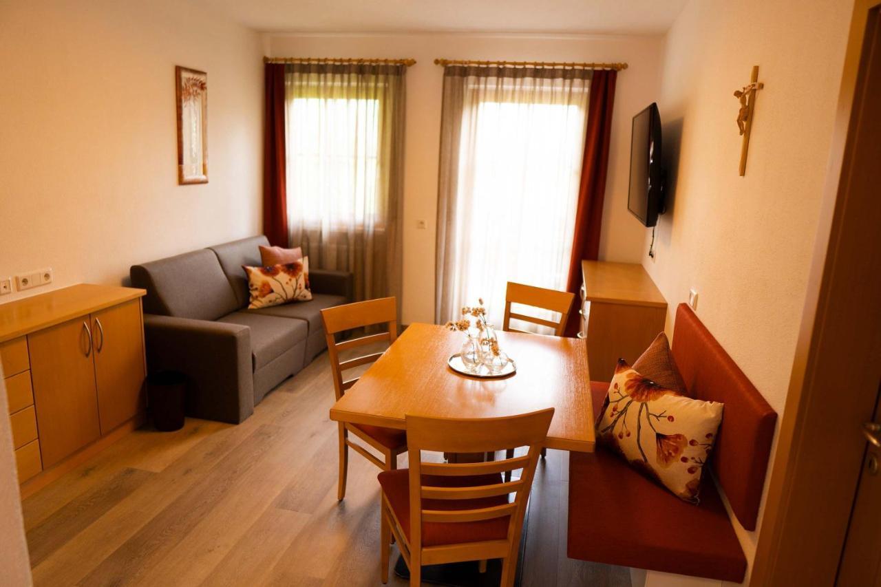 Anewandterhof Apartman Brunico Kültér fotó